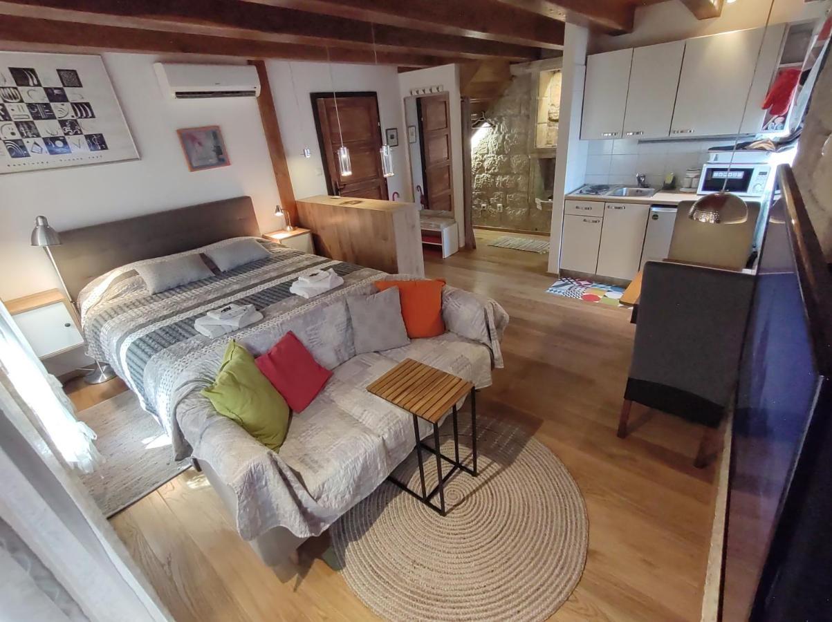 Old Town St. Roko Apartment กอร์จูลา ภายนอก รูปภาพ