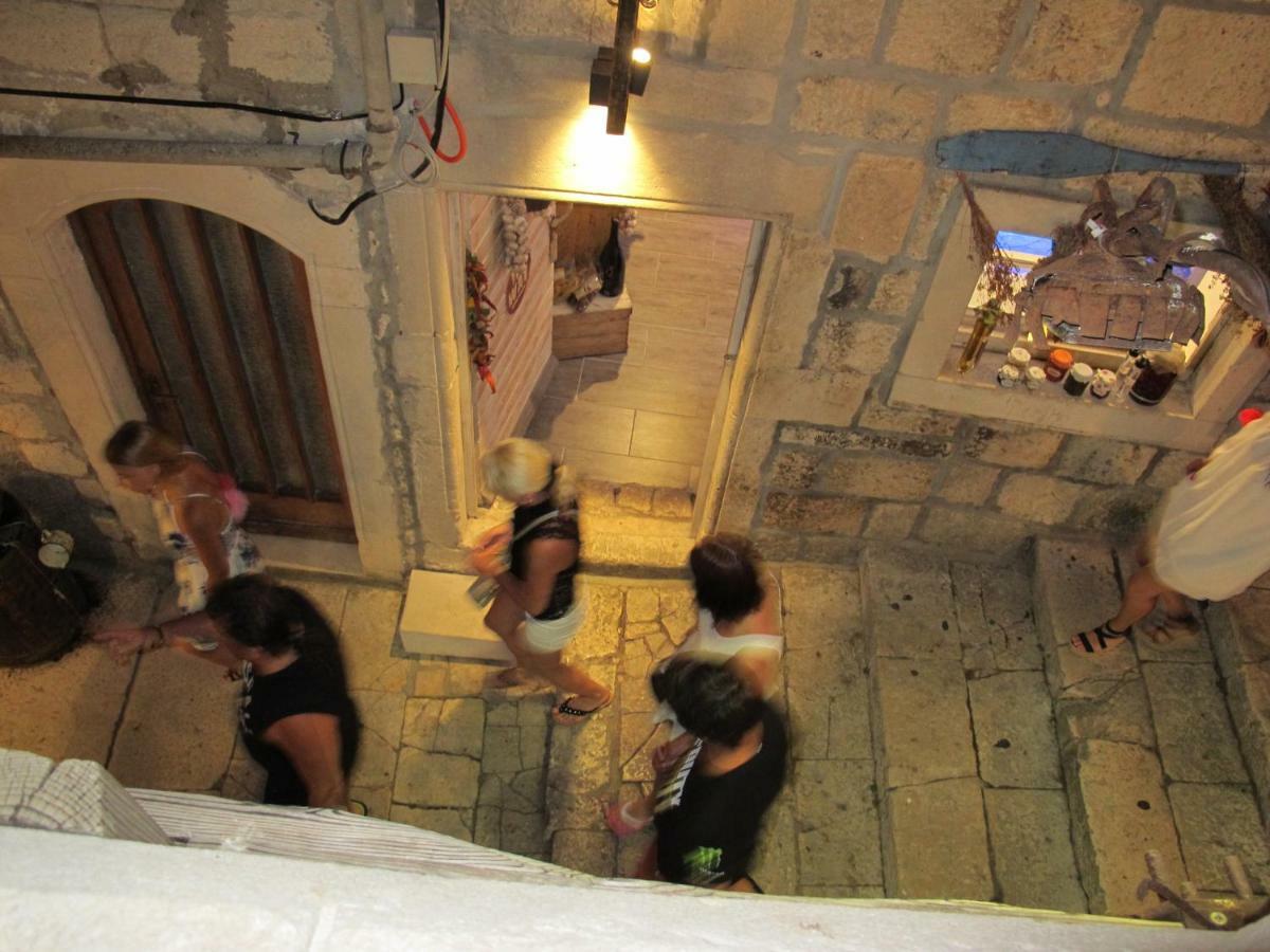 Old Town St. Roko Apartment กอร์จูลา ภายนอก รูปภาพ